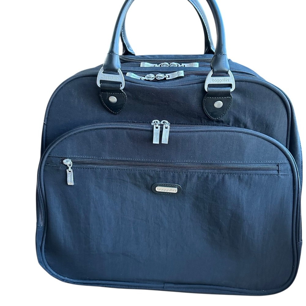 NWOT Baggallini Roller Bag Luggage Carry On Black - Picture 2 of 11